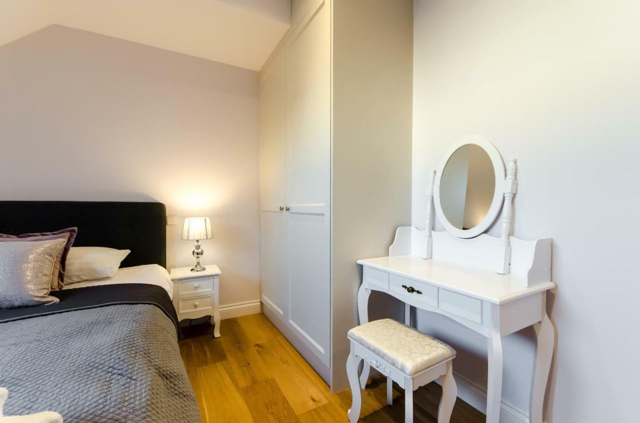 Ferienwohnung Kazimierz Penthouse with private terrace Krakau Exterior foto
