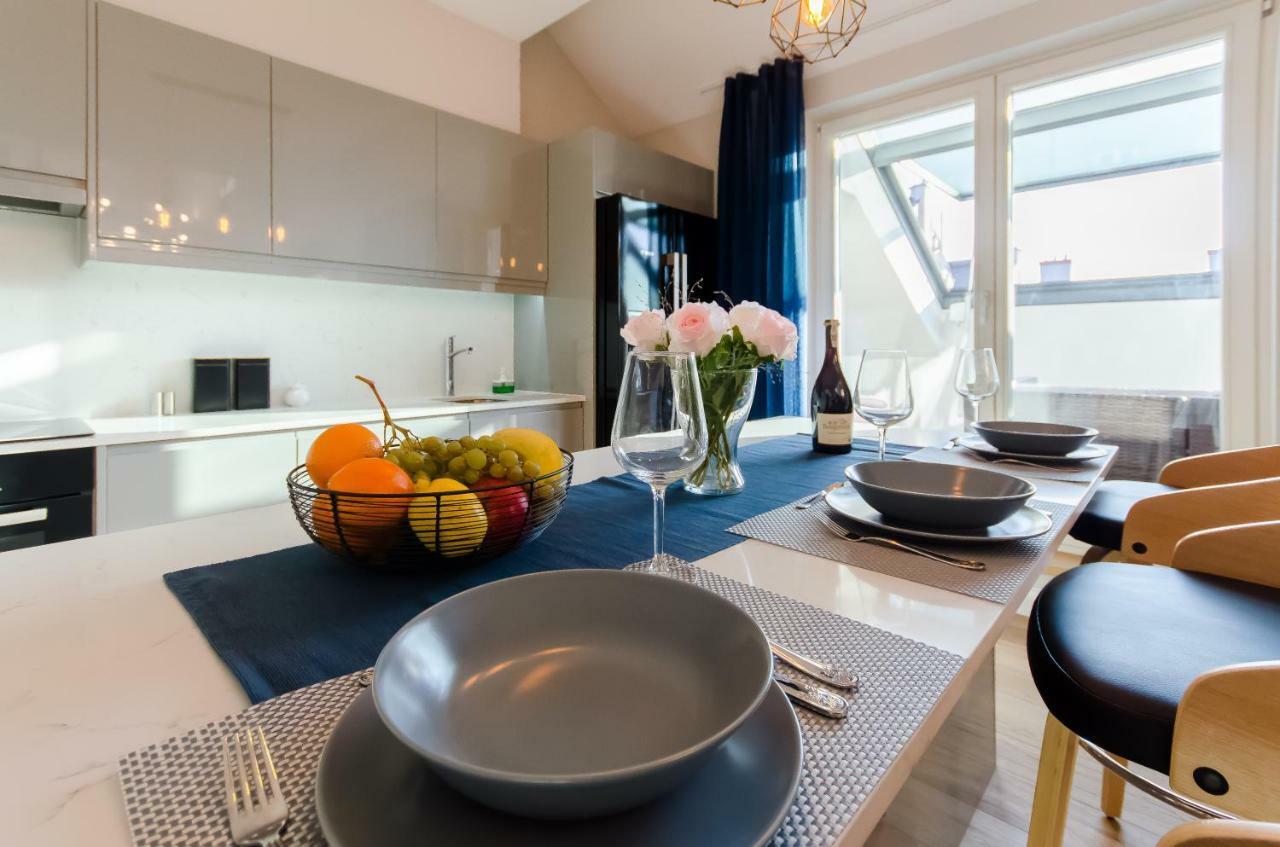 Ferienwohnung Kazimierz Penthouse with private terrace Krakau Exterior foto